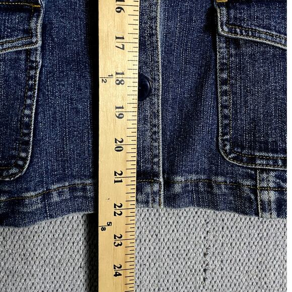 Jones New York Sport Vintage Jean Jacket Womens M Blue Fade Button Up Pockets - Picture 10 of 12